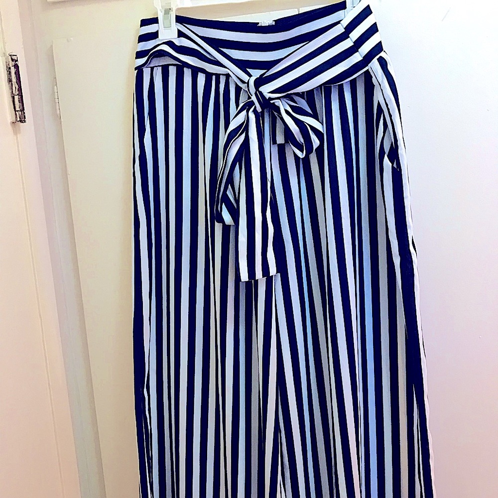 COPY - NWT Fashion Nova Striped Wide Leg Pants - Size L